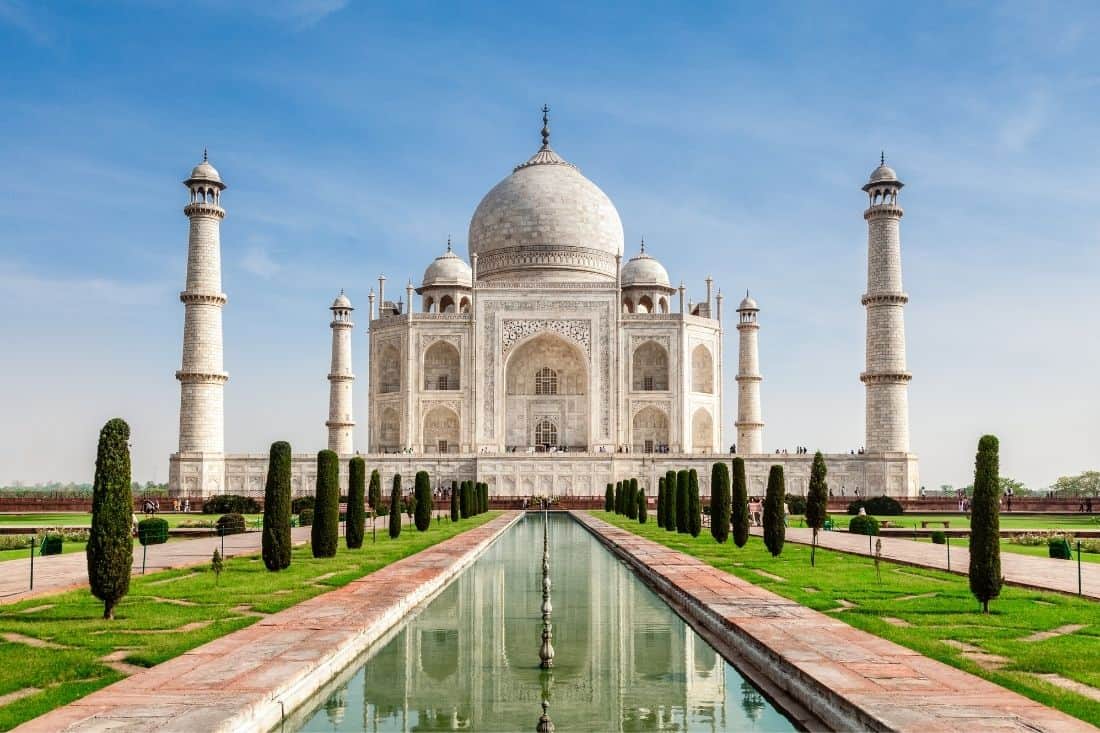 fun facts about the taj mahal