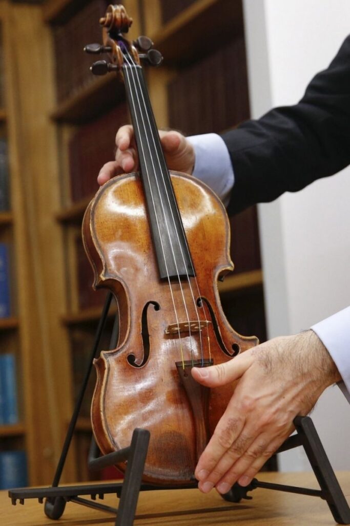 history of the violin