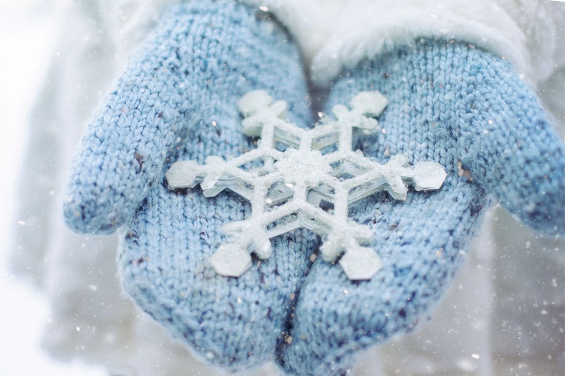 12 Fun Facts About Snowflakes