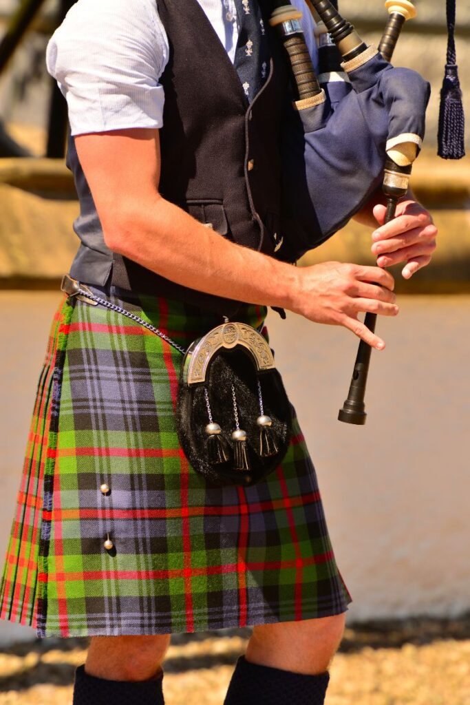 history of the bagpipes