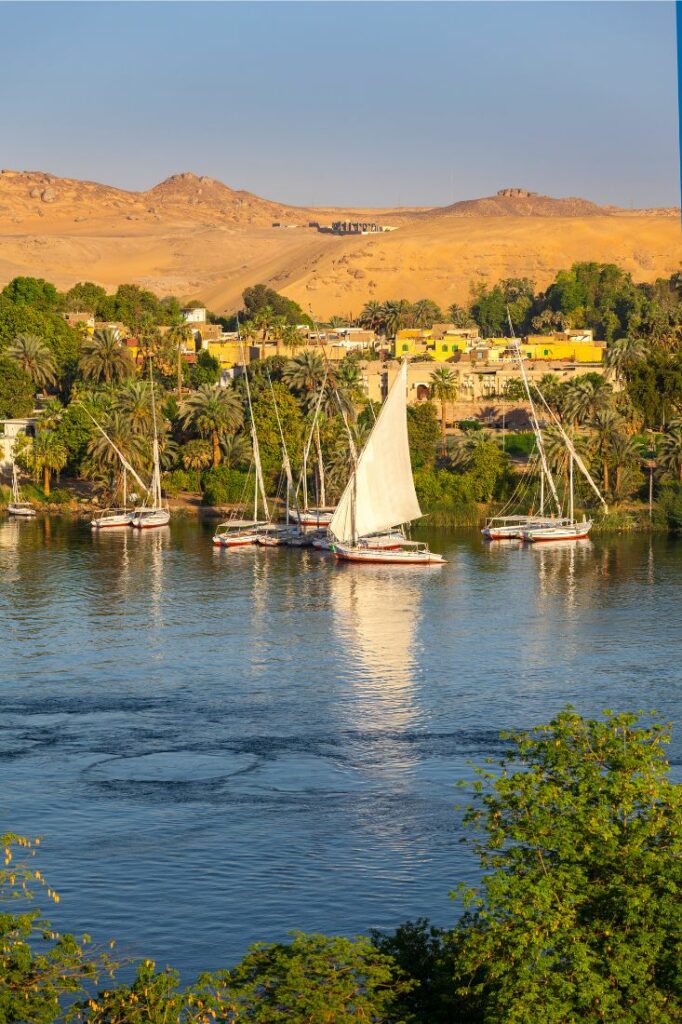 fun facts about the nile river
